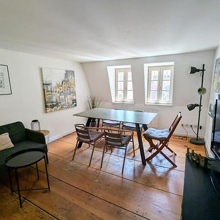 Triplex Place De La Cathedrale Strasbourg Bagian luar foto