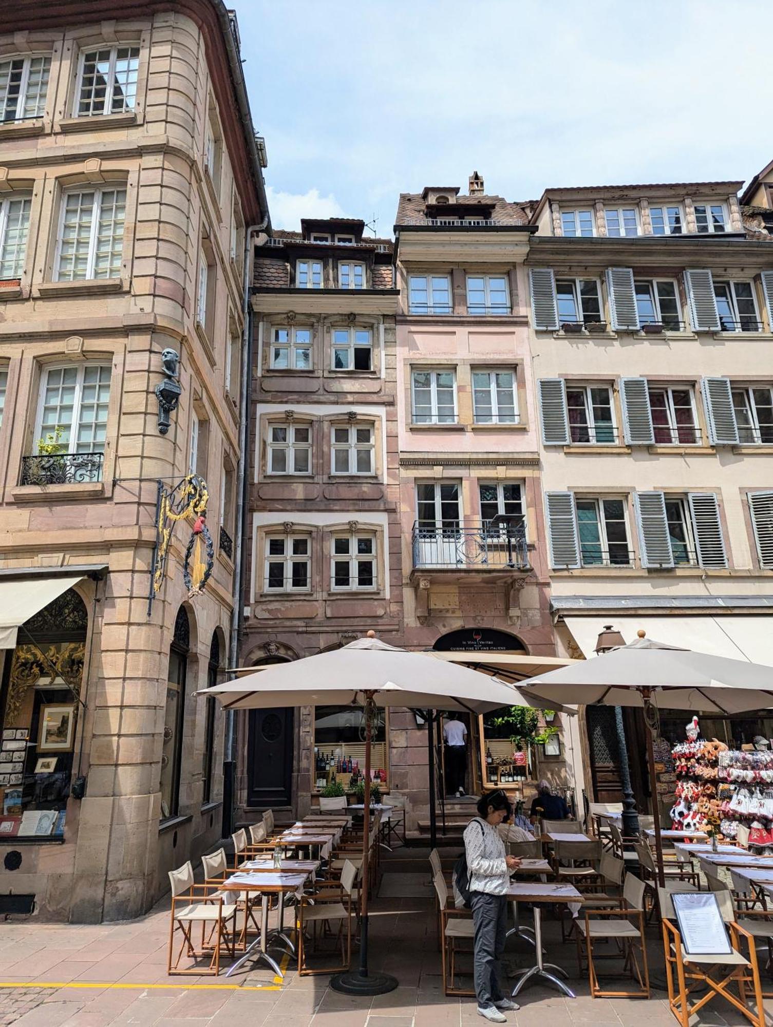 Triplex Place De La Cathedrale Strasbourg Bagian luar foto